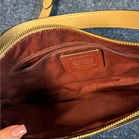 Coach Tan Leather Crossbody Bag - Picture 2 of 4